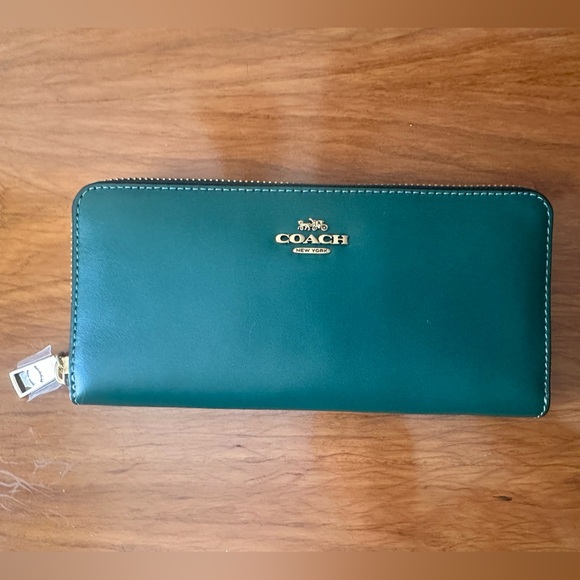 Coach Dark Pine Zip Wallet - Picture 1 of 4